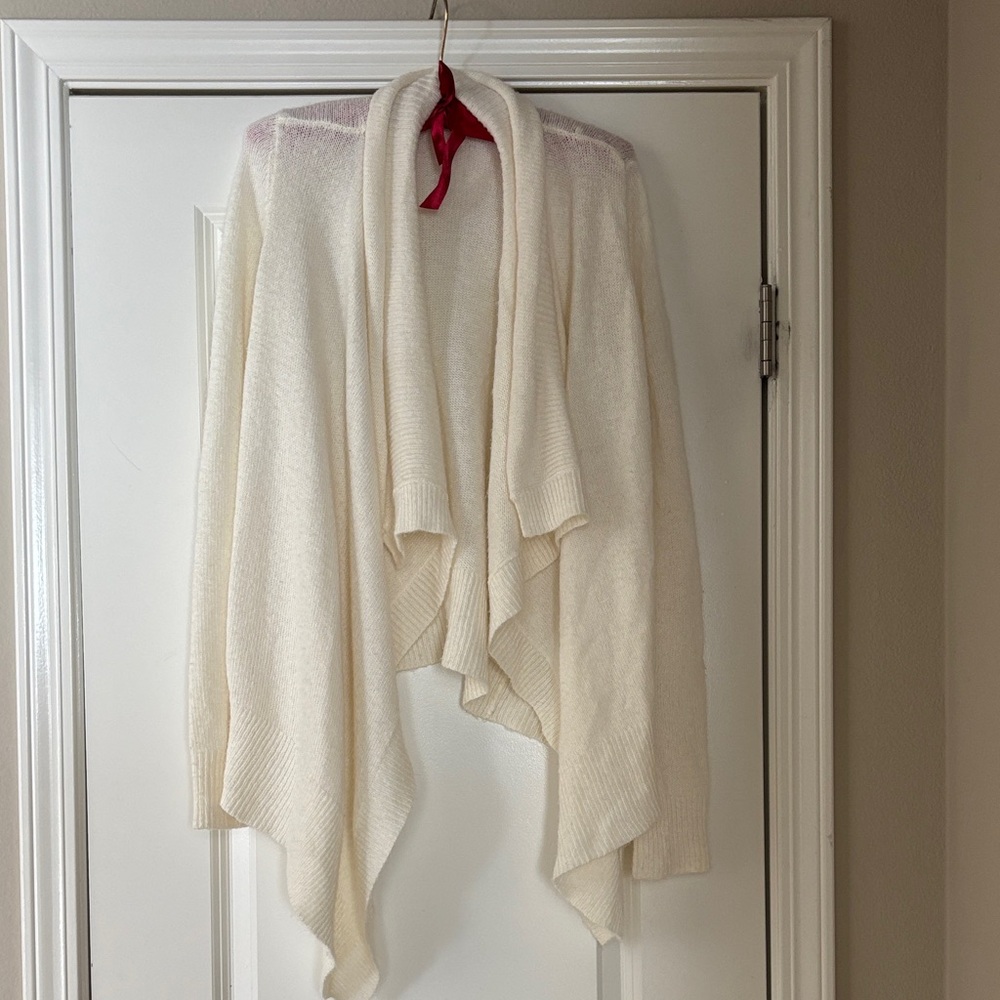 Abercrombie & Fitch Cream Women's Poncho
